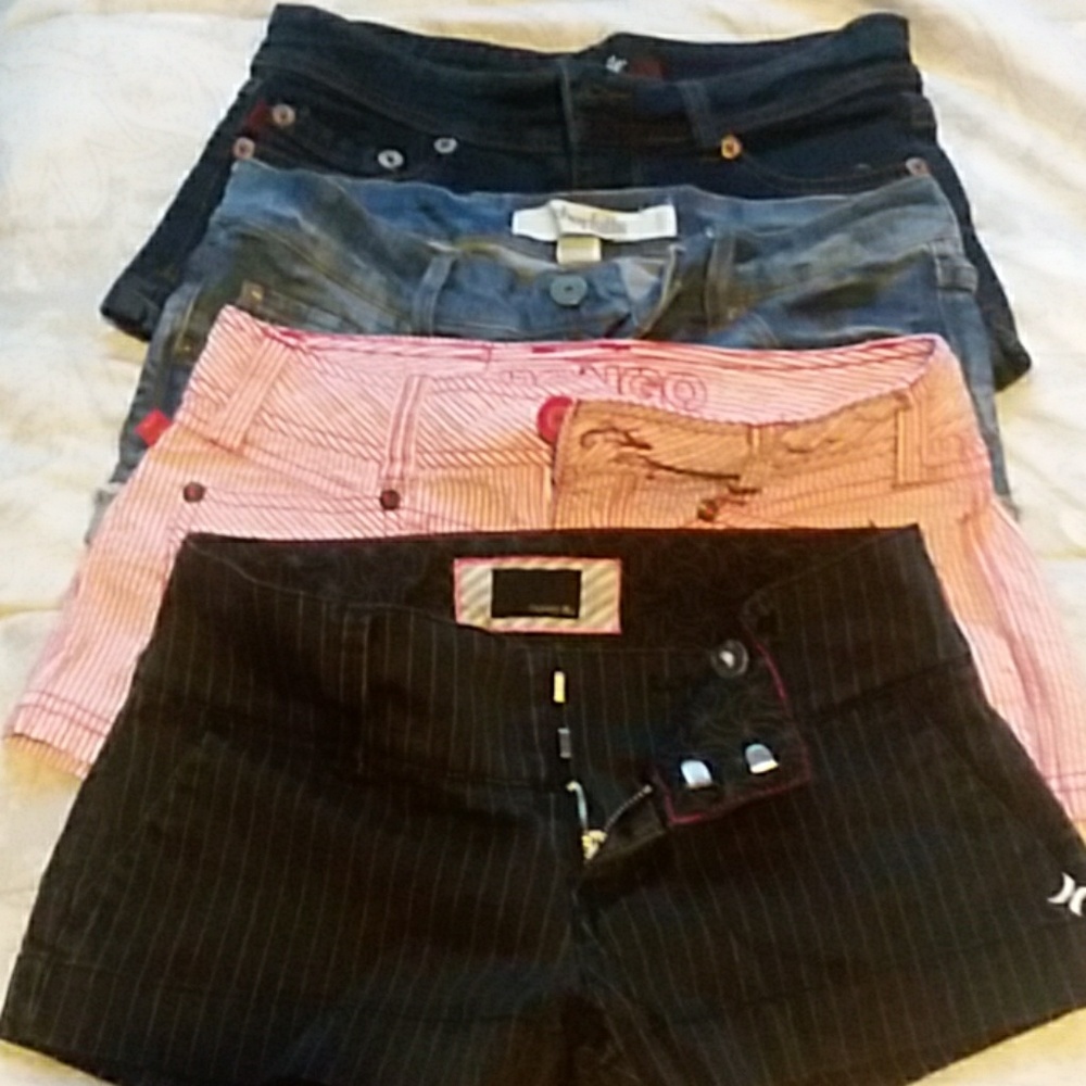4 pair size 0-1 shorts